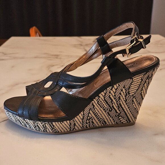 CUPID Black Wedge  Sandals - Picture 10 of 13